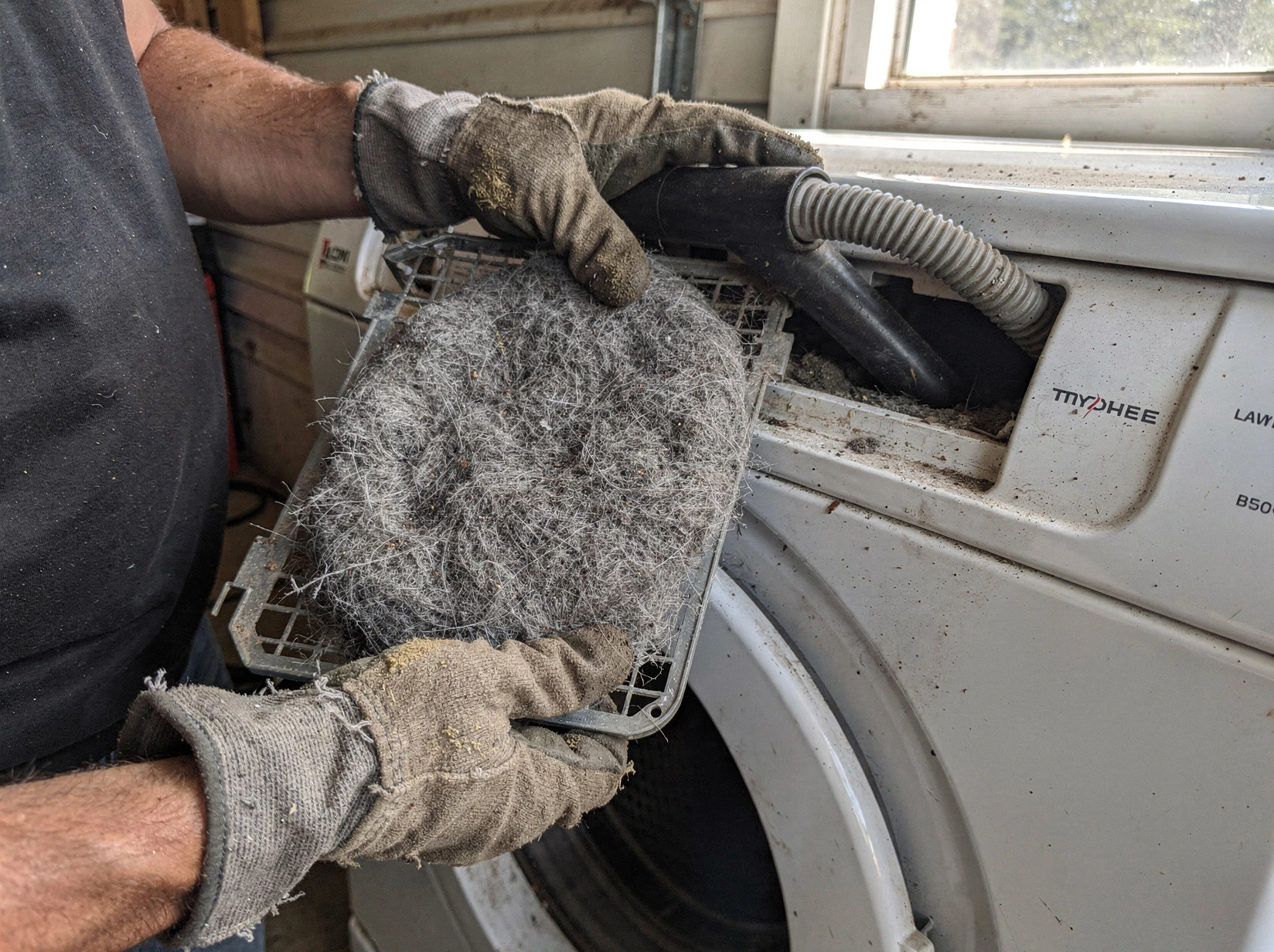 Cleaning Dryer Lint Trap service in Richmond, VA